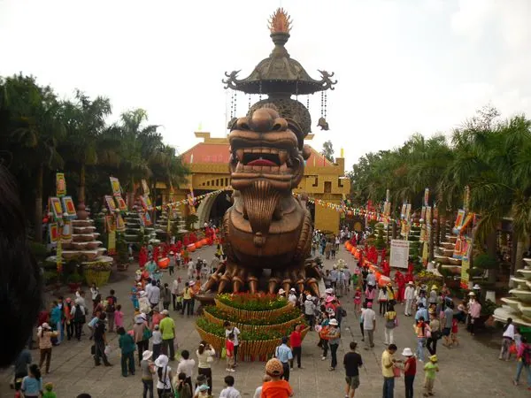 Đi chơi đâu ở Sài Gòn dịp Tết Dương Lịch?