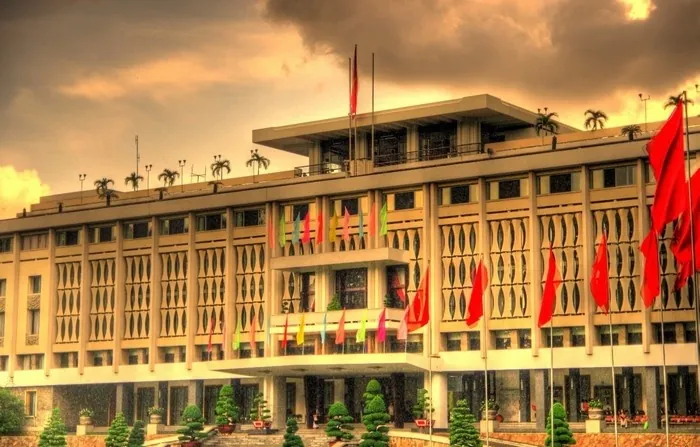 Dinh Độc Lập - Nơi phải đến khi du lịch Sài Gòn Dinh Độc Lập Nơi phải đến khi du lịch Sài Gòn