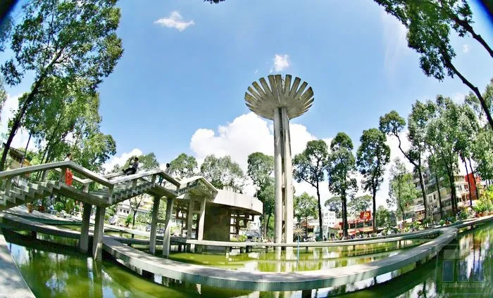 Du lịch Sài Gòn nhất định phải check in những địa điểm nào? Hồ Con Rùa qua ngần ấy thời gian