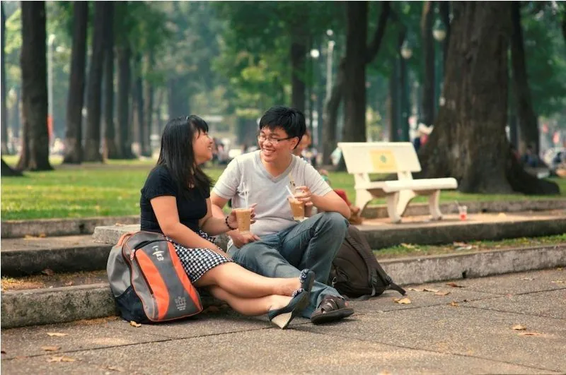 Đưa nàng đi đâu trong ngày phụ nữ Việt Nam 20 tháng 10 - Phần I - Hồ Chí Minh Đưa nàng đi đâu trong ngày phụ nữ việt nam 20/10
