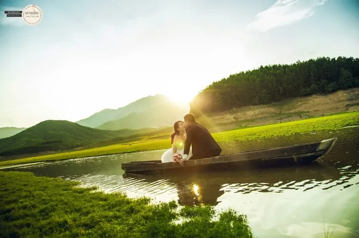 Hồ Nước Đẹp Tựa Cao Nguyên Tây Tạng Ở Đà Nẵng Hồ Nước Đẹp Tựa Cao Nguyên Tây Tạng Ở Đà Nẵng