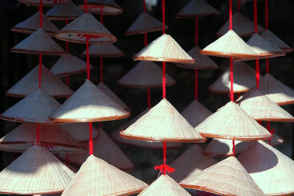 Khám phá chợ đêm Bến Thành
