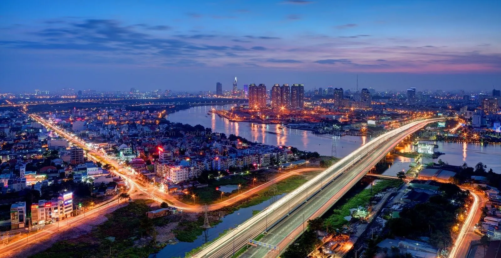 Khám phá Sài Gòn qua những cây cầu Khám phá Sài Gòn qua những cây cầu