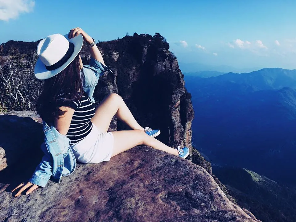 Kinh nghiệm cho người lần đầu phượt Mộc Châu và leo đỉnh Pha Luông