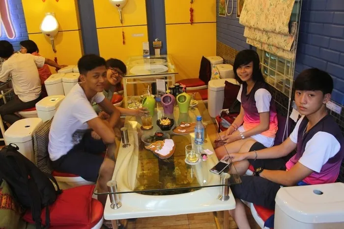 Lạc bước vào 5 quán cà phê độc đáo nhất Sài thành