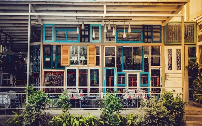 Lạc bước vào 5 quán cà phê độc đáo nhất Sài thành
