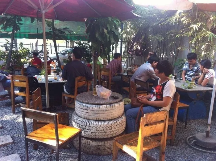 Lạc bước vào 5 quán cà phê độc đáo nhất Sài thành