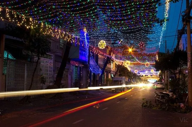 Lấp lánh xóm đạo Sài Gòn mùa Giáng Sinh Lấp lánh xóm đạo Sài Gòn mùa Giáng Sinh