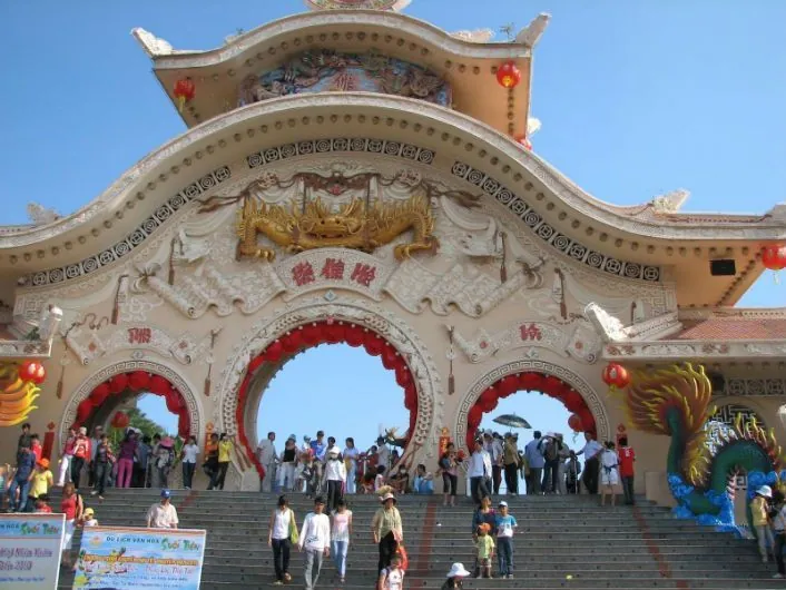 Nhiều công trình mới thu hút khách tại Suối Tiên - TP. Hồ Chí Minh