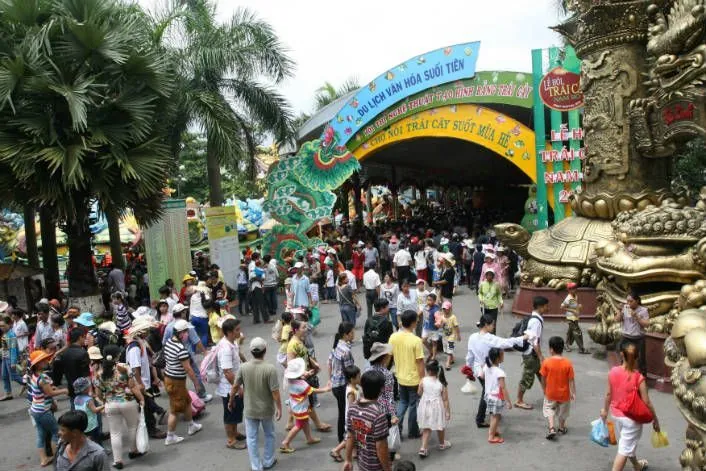 Nhiều công trình mới thu hút khách tại Suối Tiên - TP Hồ Chí Minh Nhiều công trình mới thu hút khách tại Suối Tiên - TP. Hồ Chí Minh