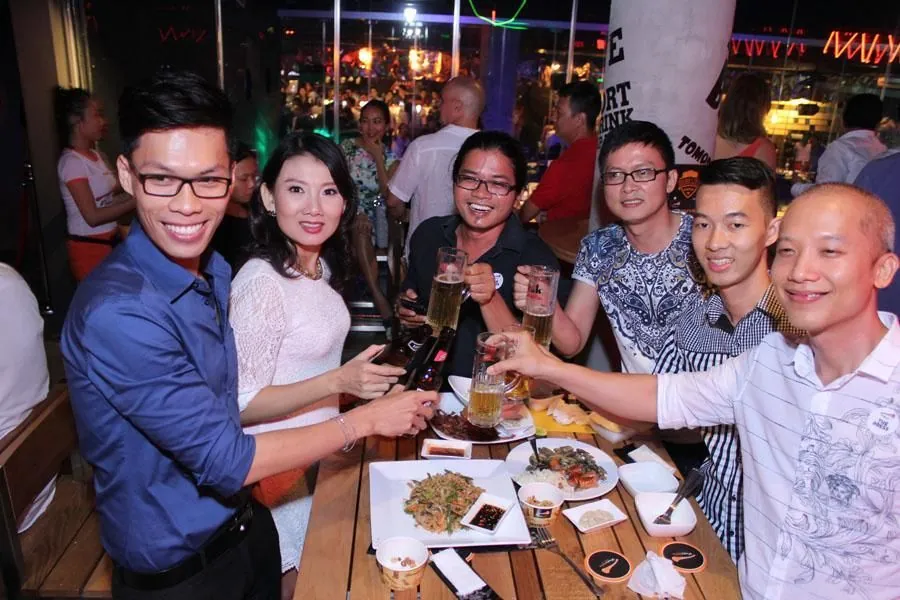 Những địa điểm chơi bar/pub lý tưởng cho giới trẻ Sài Thành - Phần 1 Những địa điểm chơi bar/pub lý tưởng cho giới trẻ Sài Thành Phần 1