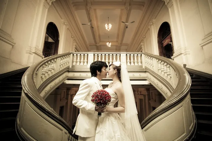 Những địa điểm chụp hình cưới nội thành Sài Gòn - Kỳ 1 Bảo tàng thành phố Hồ Chí Minh - Với những đường nét kiến trúc sang trọng khiến bộ ảnh thêm tinh tế