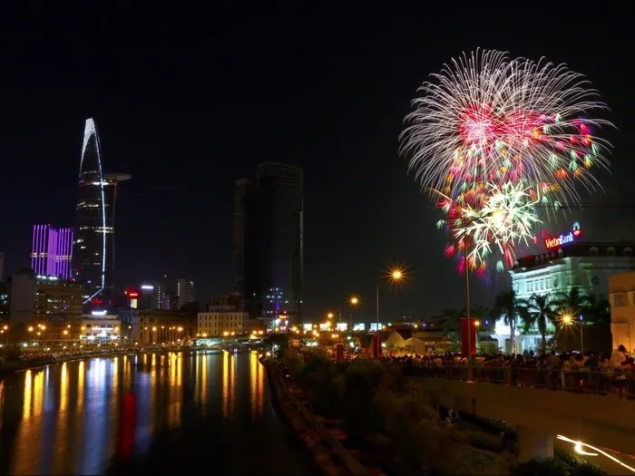 Những địa điểm lý tưởng để quan sát pháo hoa Tết Dương lịch ở Sài Gòn Những địa điểm lý tưởng để quan sát pháo hoa Tết ở Sài Gòn