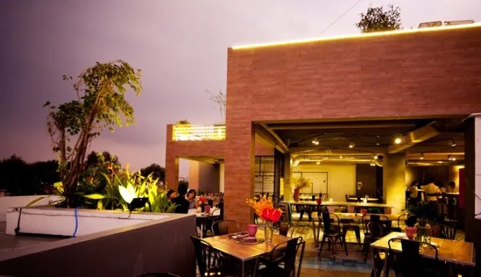 Những nhà hàng có view ngắm pháo hoa đẹp nhất Sài Gòn Những nhà hàng có view ngắm pháo hoa đẹp nhất Sài Gòn