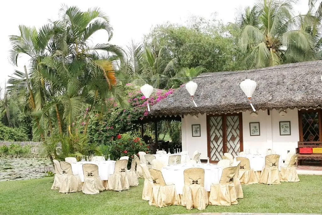 Những thiên đường tiệc cưới ngoài trời tại TP Hồ Chí Minh Phần 1