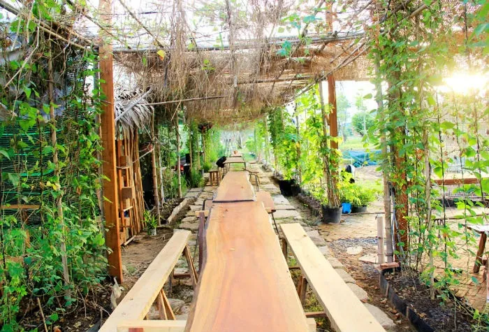 Quận 2 có gì chơi trong mắt giới trẻ Sài Gòn Family Garden - Không gian nơi đây đậm chất thôn quê, dân dã