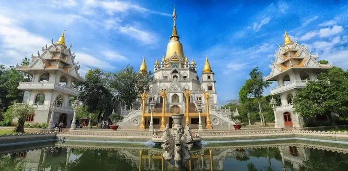 Quận 9 có gì chơi bên chốn thanh bình giữa đất Sài Gòn Chùa Bửu Long - Kiến trúc đẹp mê hồn khiến