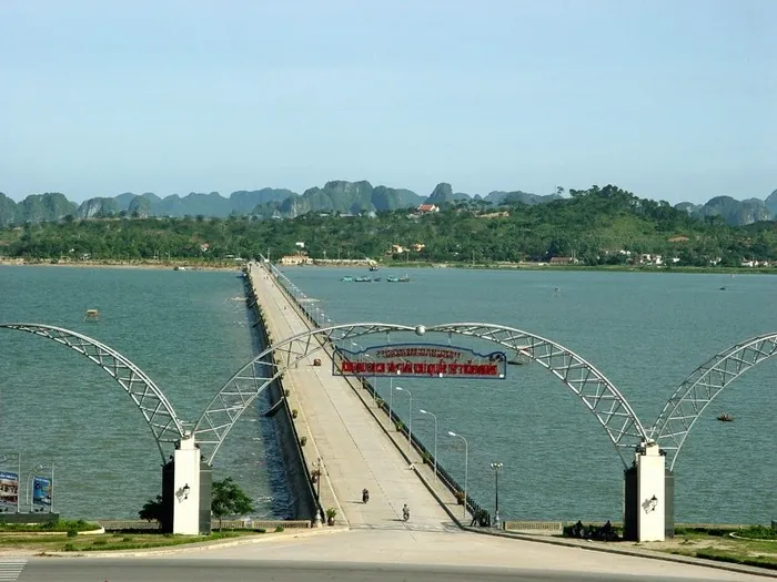 Tại sao Vịnh Hạ Long là một trong những nơi đẹp nhất hành tinh? Tại sao Vịnh Hạ Long là một trong những nơi đẹp nhất hành tinh