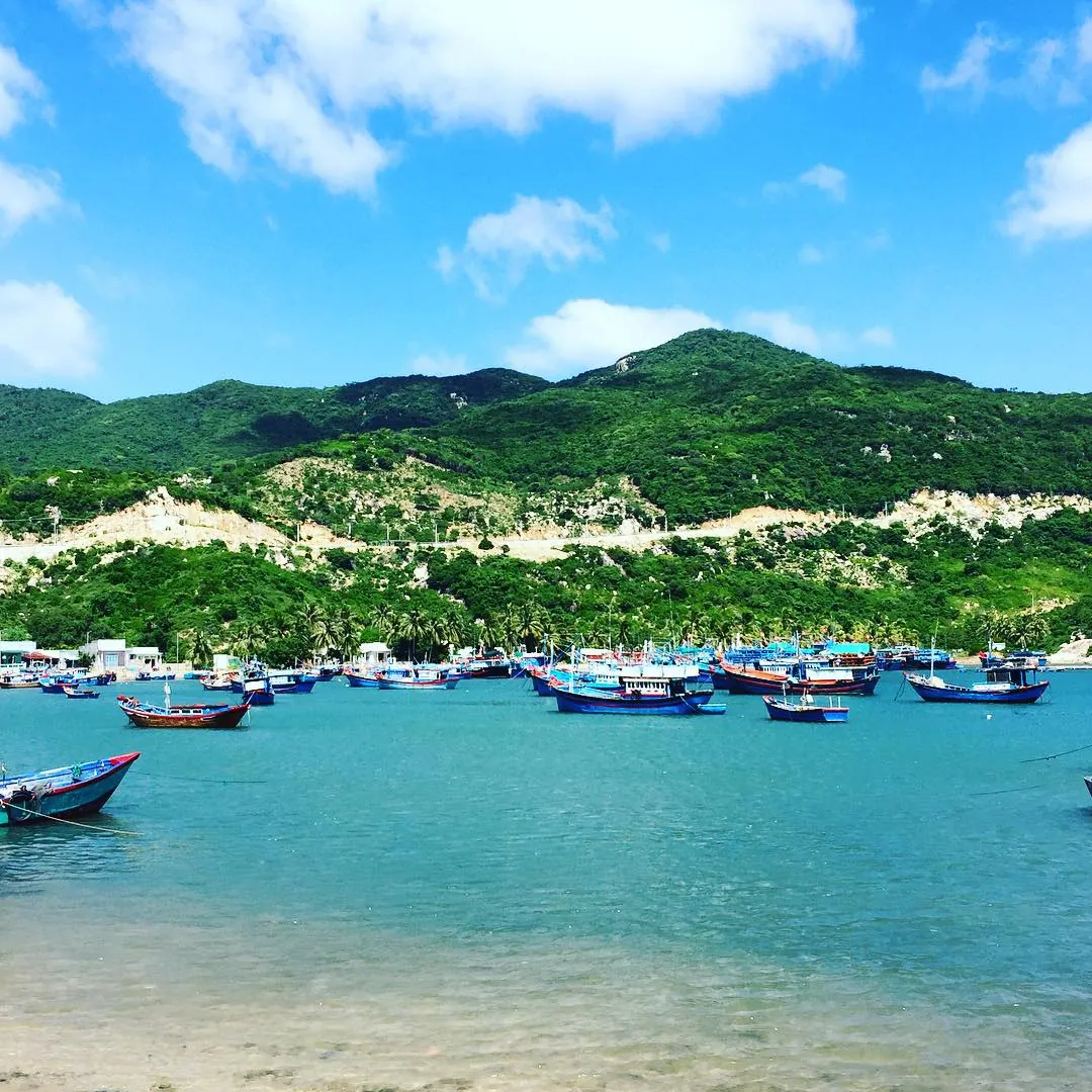 Tất tần tật những điều cần biết khi du lịch Vĩnh Hy Tất tần tật những điều cần biết khi du lịch Vĩnh Hy
