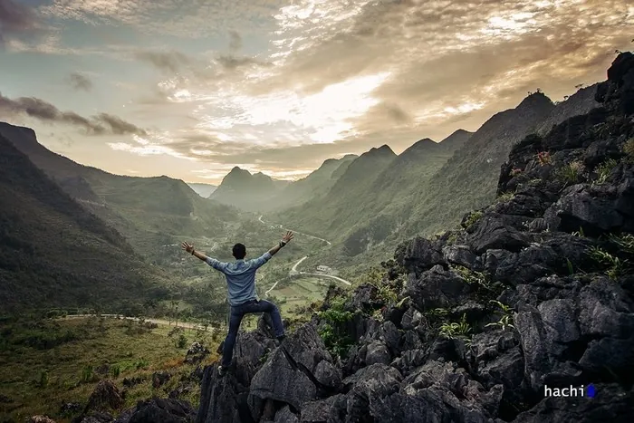 Thiên Đường Xám Trên Cao Nguyên Đá Đồng Văn Thiên Đường Xám Trên Cao Nguyên Đá Đồng Văn