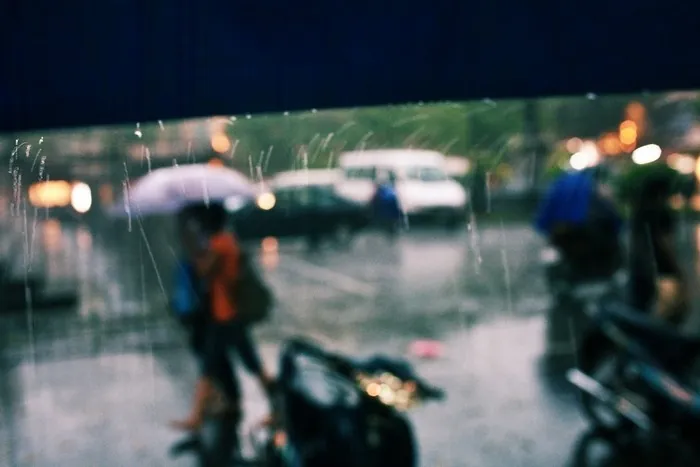 Thú vị mưa Sài Gòn và mưa Hà Nội Thú vị mưa Sài Gòn và mưa Hà Nội