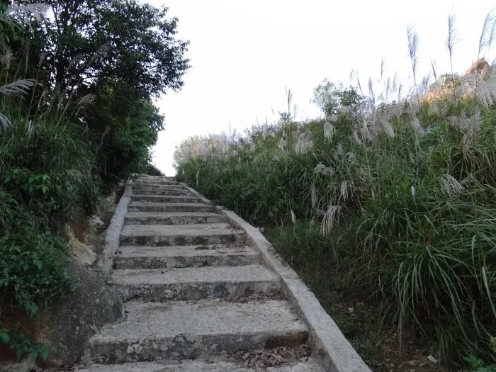 Trẩy hội khai xuân ở chùa Hương Tích - Hà Tĩnh Trẩy hội khai xuân ở chùa Hương Tích Hà Tĩnh
