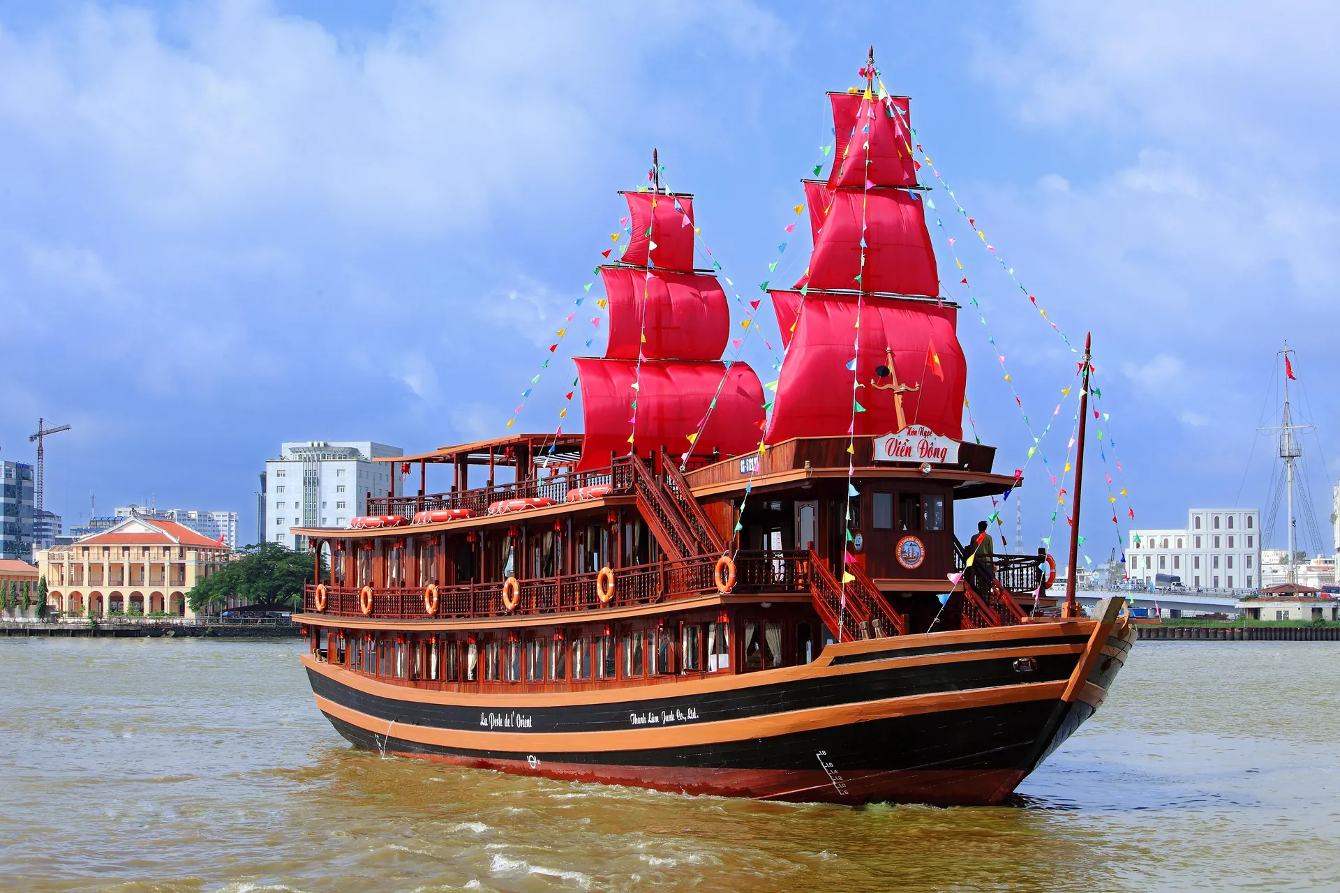 Xu hướng du lịch năm 2014 - Du lịch thành phố Hồ Chí Minh bằng đường thủy