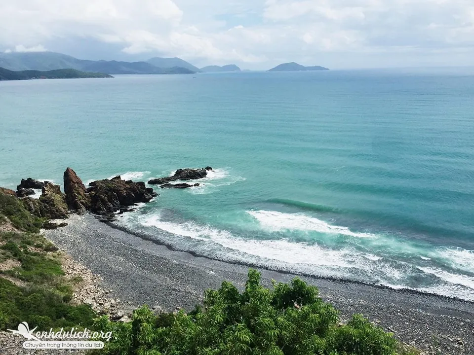 Review vẻ đẹp thiên đường biển đảo Bình Hưng của 2 cô gái trẻ Du lịch đảo Bình Hưng