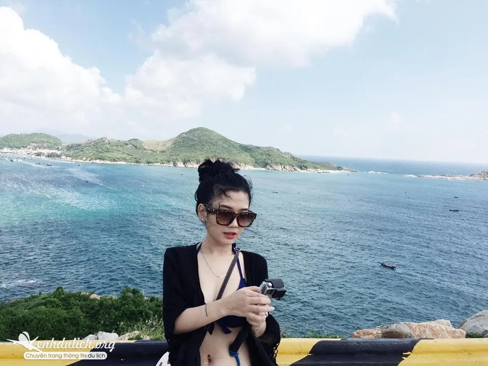 Review vẻ đẹp thiên đường biển đảo Bình Hưng của 2 cô gái trẻ Du lịch đảo Bình Hưng