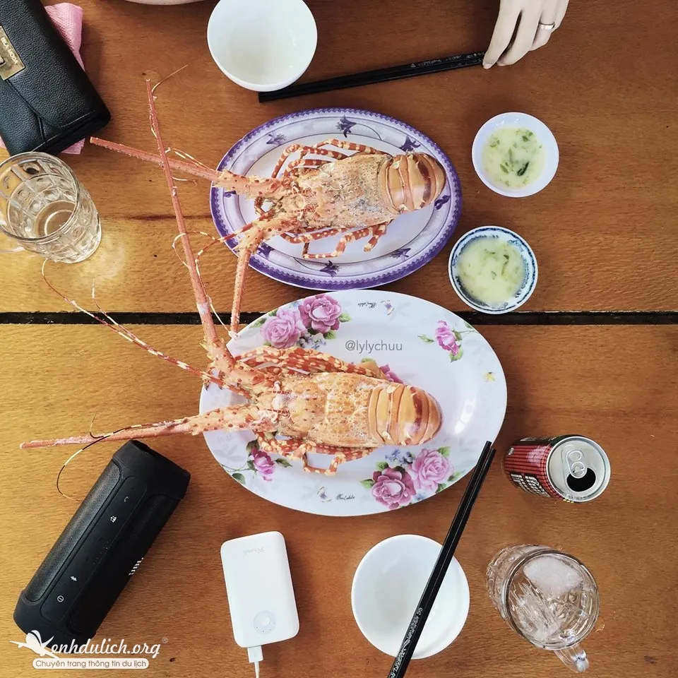 Review vẻ đẹp thiên đường biển đảo Bình Hưng của 2 cô gái trẻ Du lịch đảo Bình Hưng