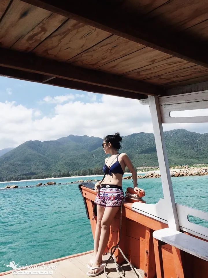 Review vẻ đẹp thiên đường biển đảo Bình Hưng của 2 cô gái trẻ Du lịch đảo Bình Hưng