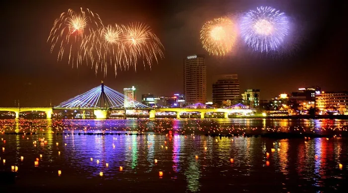 Pháo hoa tết 2016 Bính Thân tại Đà Nẵng