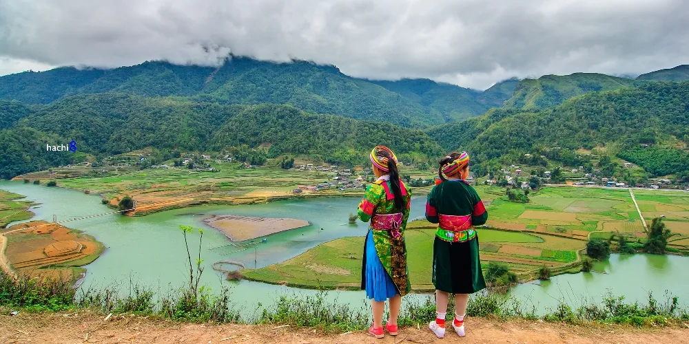 Sắc xuân rực rỡ trên cao nguyên đá Hà Giang Sắc xuân rực rỡ trên cao nguyên đá Hà Giang