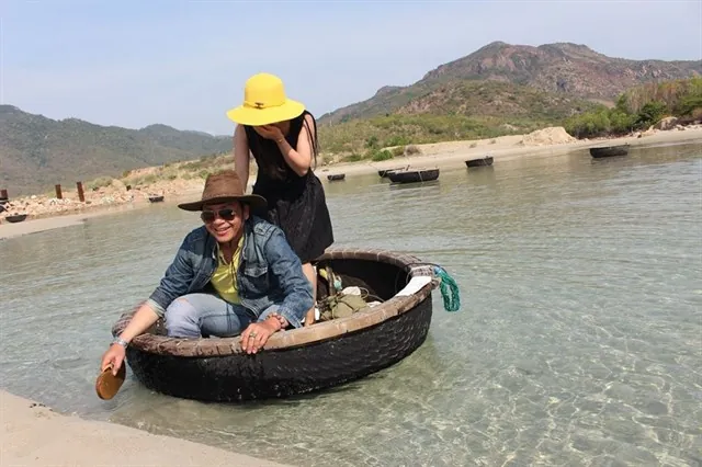 Tham khảo 9 điểm đến vắng người đẹp mê hồn cho ngày 304 Tham khảo 9 điểm đến vắng người đẹp mê hồn cho ngày 304