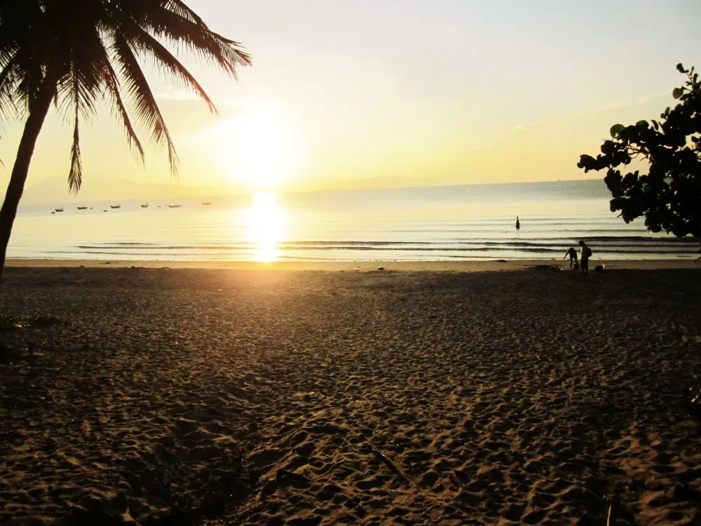Trải nghiệm ngắm bình minh trên biển Dốc Lết - Nha Trang Trải nghiệm ngắm bình minh trên biển Dốc Lết Nha Trang