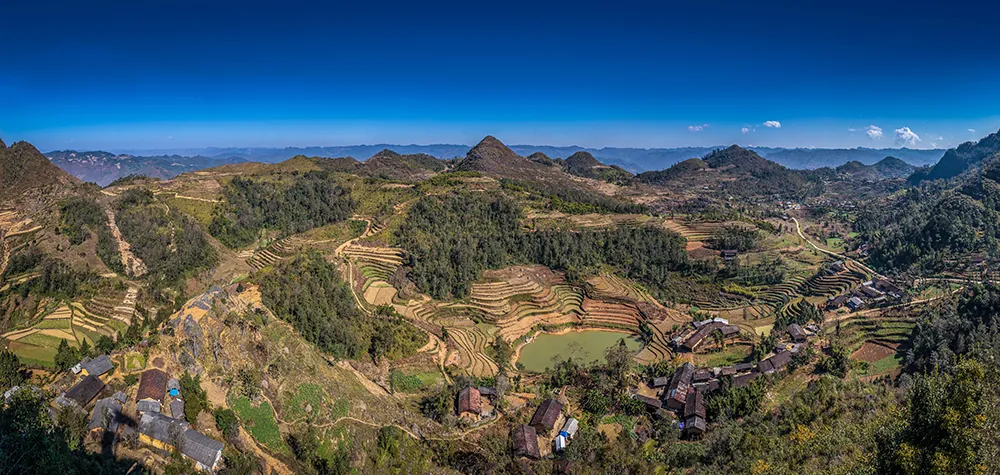 Vẻ đẹp thiên nhiên và con người rẻo cao Hà Giang