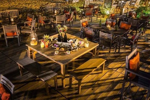 Giới trẻ đứng ngồi không yên với quán bar view biển đẹp nhất Quy Nhơn
