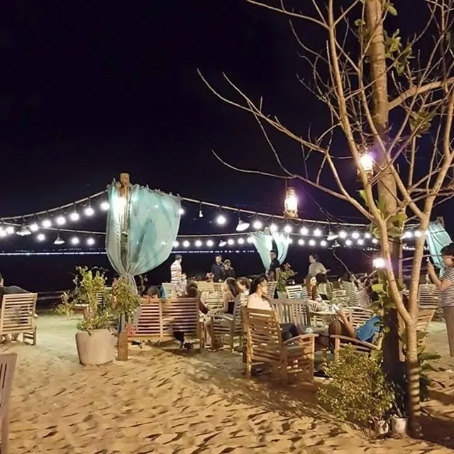 Giới trẻ đứng ngồi không yên với quán bar view biển đẹp nhất Quy Nhơn