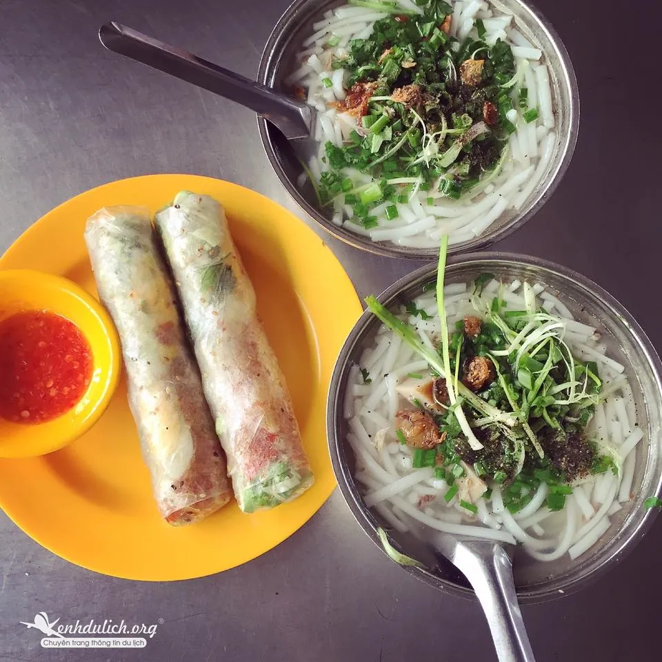 Đà Lạt quá đỗi thơ mộng theo chân cô MC Hà Thành xinh đẹp kinh nghiệm du lịch Đà Lạt
