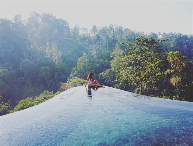 Cận cảnh bể bơi đẹp nhất thế giới tại thiên đường du lịch Bali Cận cảnh bể bơi đẹp nhất thế giới tại thiên đường du lịch Bali