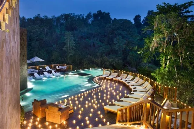 Cận cảnh bể bơi đẹp nhất thế giới tại thiên đường du lịch Bali Cận cảnh bể bơi đẹp nhất thế giới tại thiên đường du lịch Bali