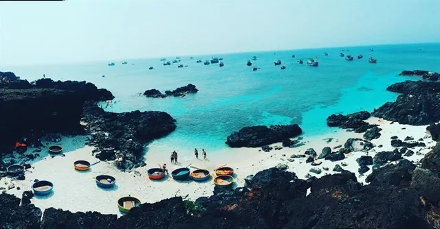 Đi ngay kẽo lỡ với 9 bãi biển nhất định phải đến trước tuổi 30 Đi ngay kẽo lỡ với 9 bãi biển nhất định phải đến trước tuổi 30