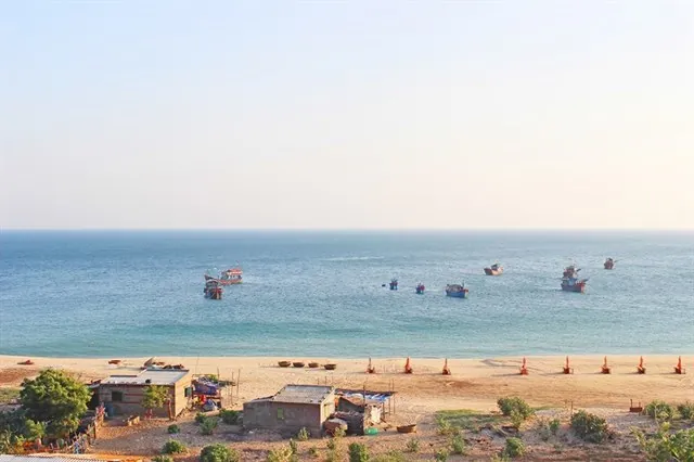 Đi ngay kẽo lỡ với 9 bãi biển nhất định phải đến trước tuổi 30 Đi ngay kẽo lỡ với 9 bãi biển nhất định phải đến trước tuổi 30