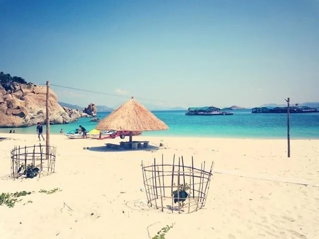 Đi ngay kẽo lỡ với 9 bãi biển nhất định phải đến trước tuổi 30 Đi ngay kẽo lỡ với 9 bãi biển nhất định phải đến trước tuổi 30