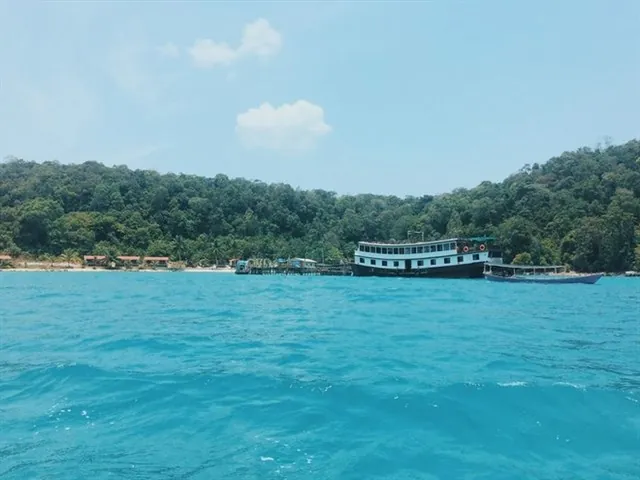 Khám phá cụm 3 thiên đường biển đẹp nhất xứ sở Chùa Tháp Khám phá cụm 3 thiên đường biển đẹp nhất xứ sở Chùa Tháp