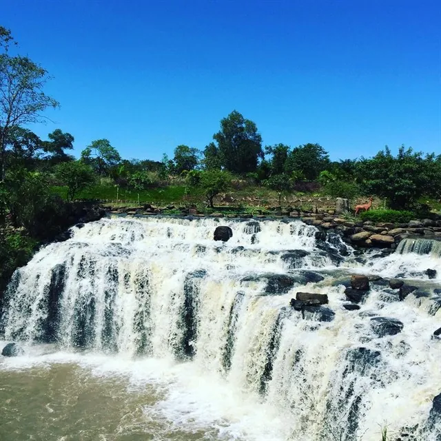 Picnic bao đã với thác Đá Hàn cách Sài Gòn 70km đi về trong ngày bằng xe máy Picnic bao đã với thác Đá Hàn cách Sài Gòn 70km đi về trong ngày bằng xe máy