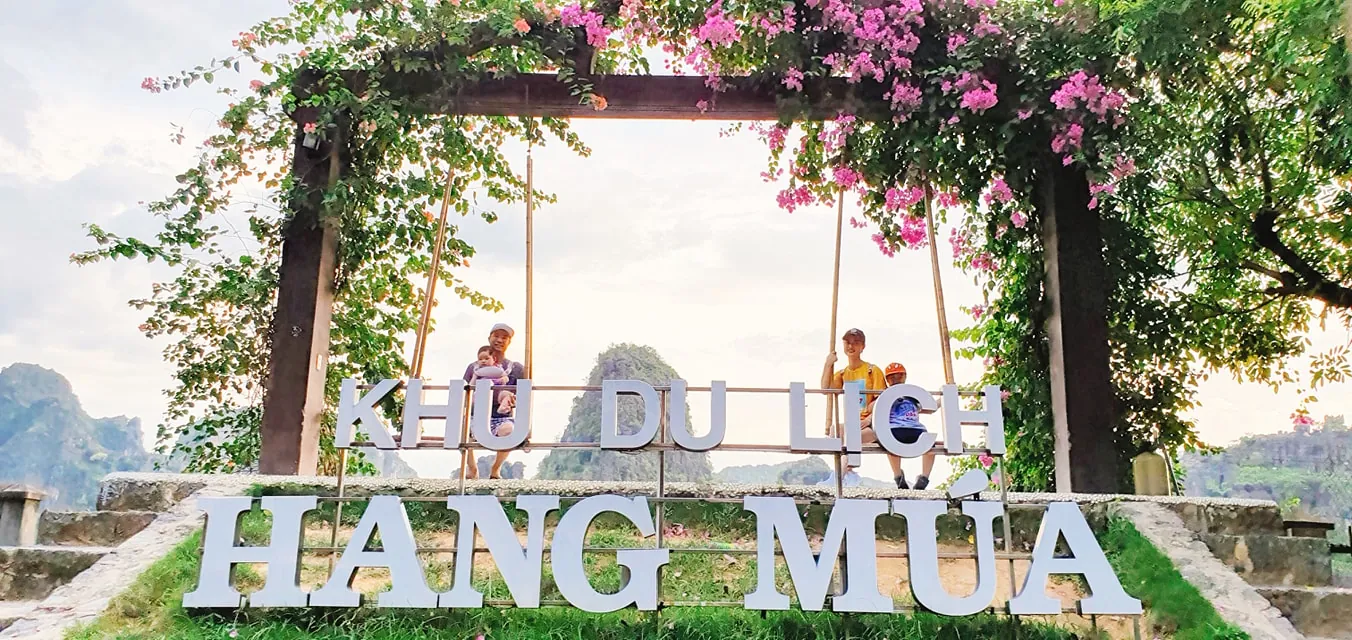 Review chuyến du lịch Hang Múa Ninh Bình chỉ chưa đến 2 triệu đồng