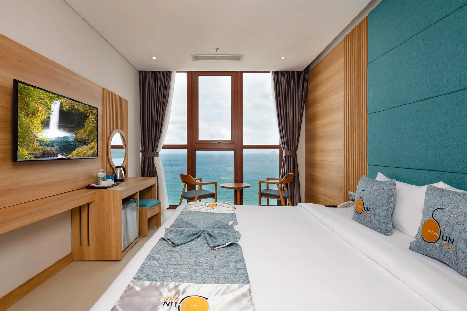 Review tour du lịch từ Hà Nội đi Nha Trang 5N4Đ siêu chất