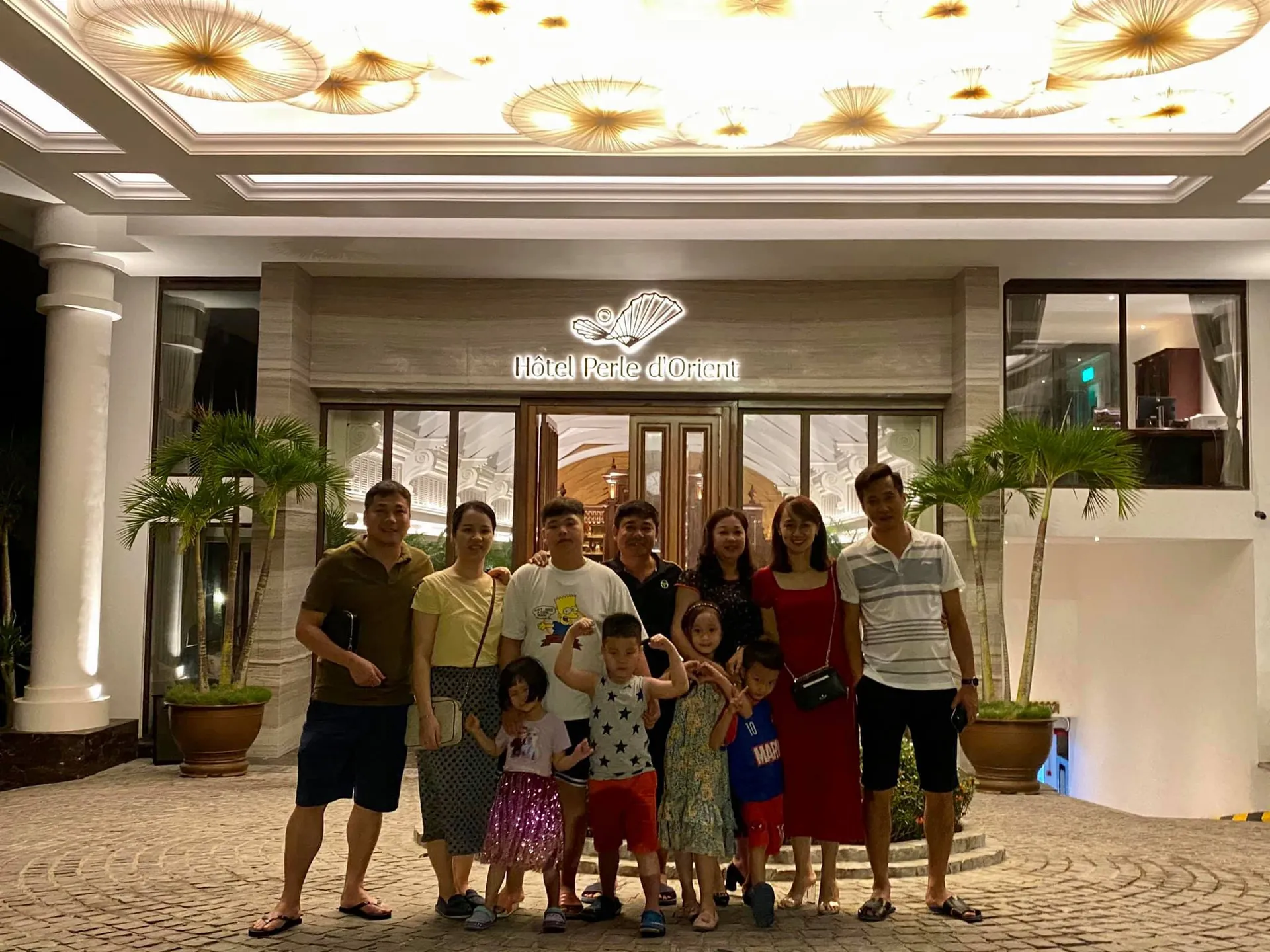 Revew chuyến du lịch Hạ Long du thuyền 1 đêm và 1 đêm nghỉ dưỡng tại Cát Bà Revew chuyến du lịch Hạ Long du thuyền 1 đêm và 1 đêm nghỉ dưỡng tại Cát Bà 18