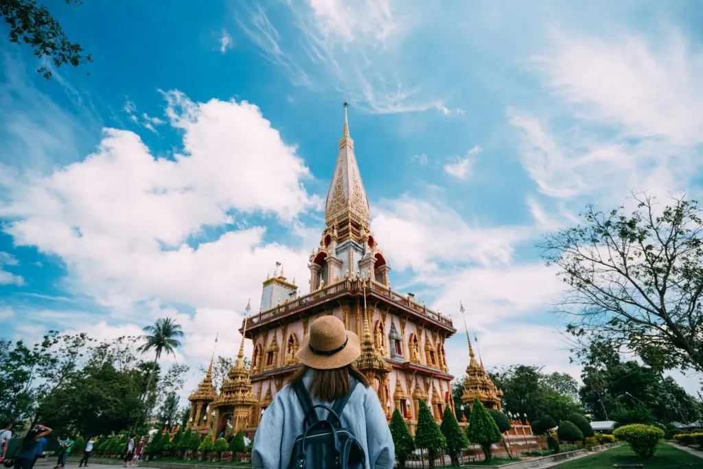 Các trang báo nước ngoài chọn Việt Nam làm điểm đến hàng đầu sau dịch Ncovid-19 Các trang báo nước ngoài chọn Việt Nam làm điểm đến hàng đầu sau dịch Ncovid-19 07